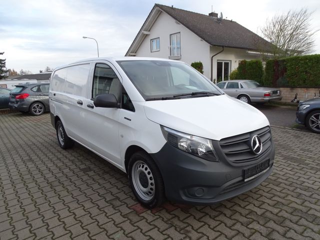 Mercedes-Benz Vito Kasten eVito 112 lang 60 kW/DC Laden 80 kW 