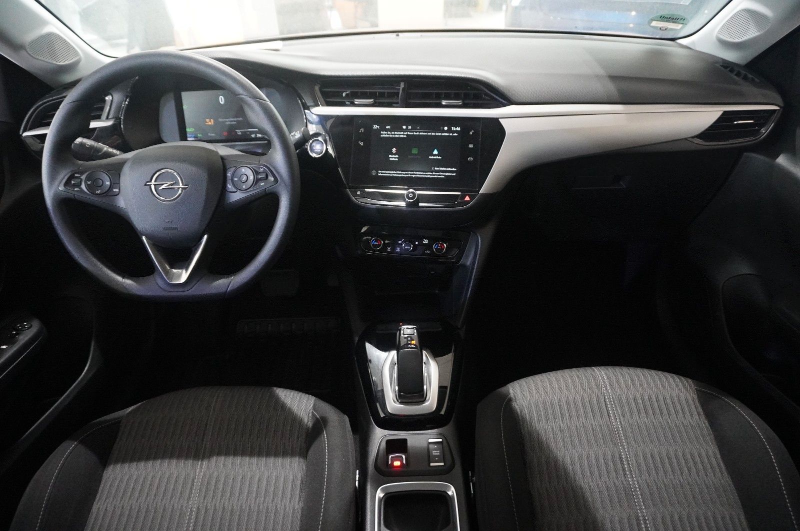 Fahrzeugabbildung Opel Corsa-e  EDITION 7,4kw/50kwh/Allwetter/