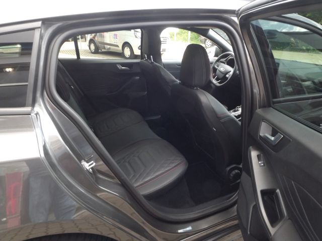 Focus Turnier ST-Line X*PANO*Head-Up*4J.Garantie