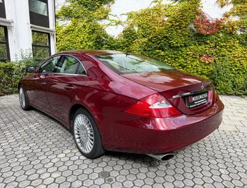 صورة 9 لـ 2004 Mercedes-BENZ CLS