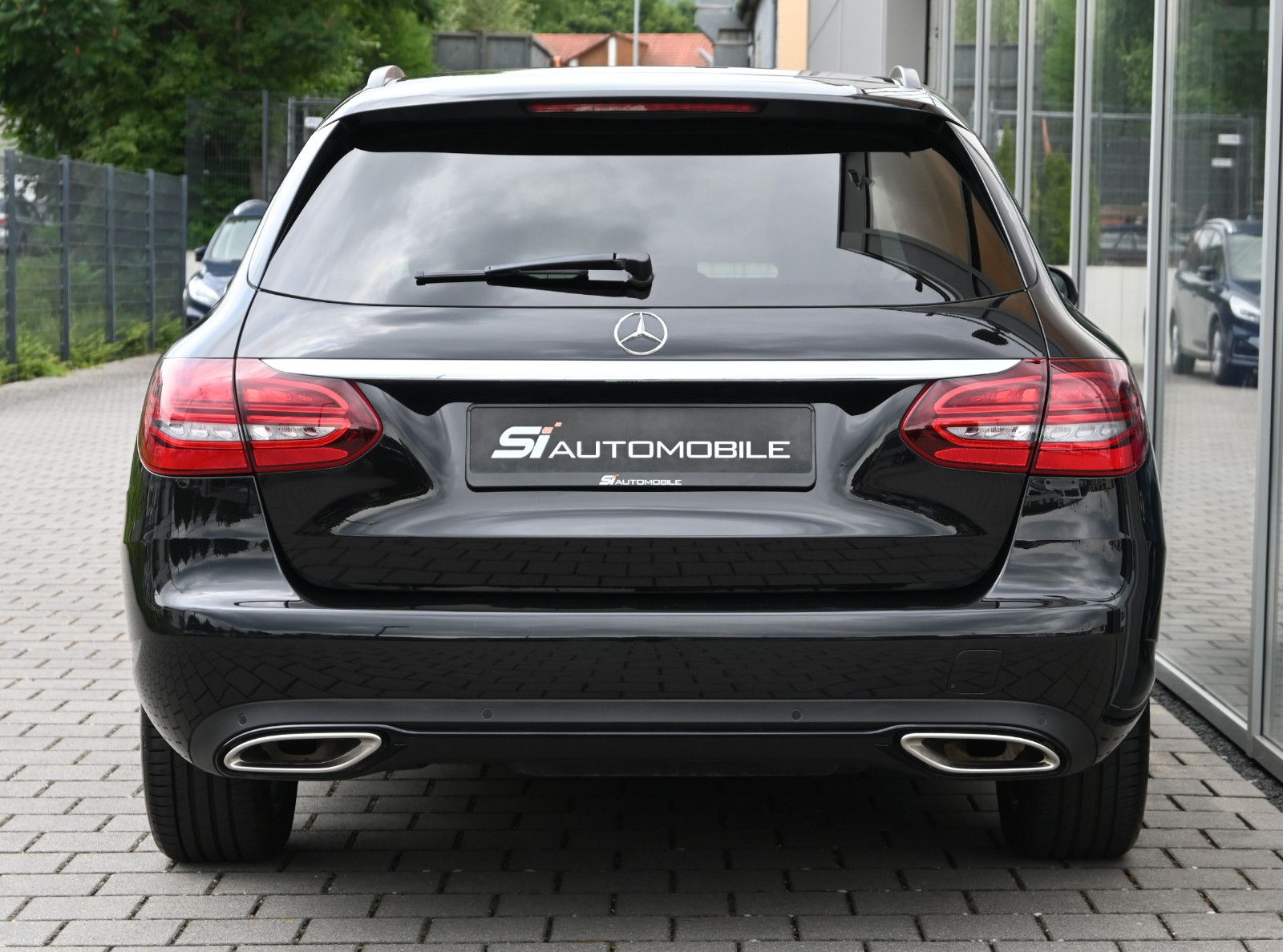 Fahrzeugabbildung Mercedes-Benz C 300 T Aut. Avantgarde °NIGHT°MULTIBEAM°KAMERA°