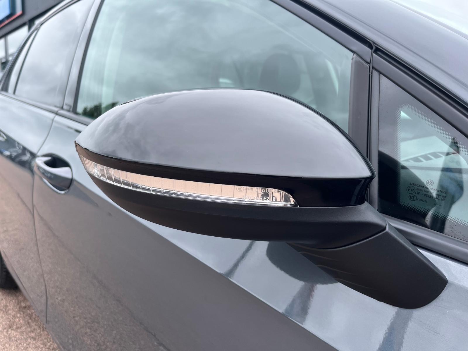 Volkswagen Golf VIII Lim. 1.5 TSI Goal mit NAVI+PDC+LED, миниатюра 11