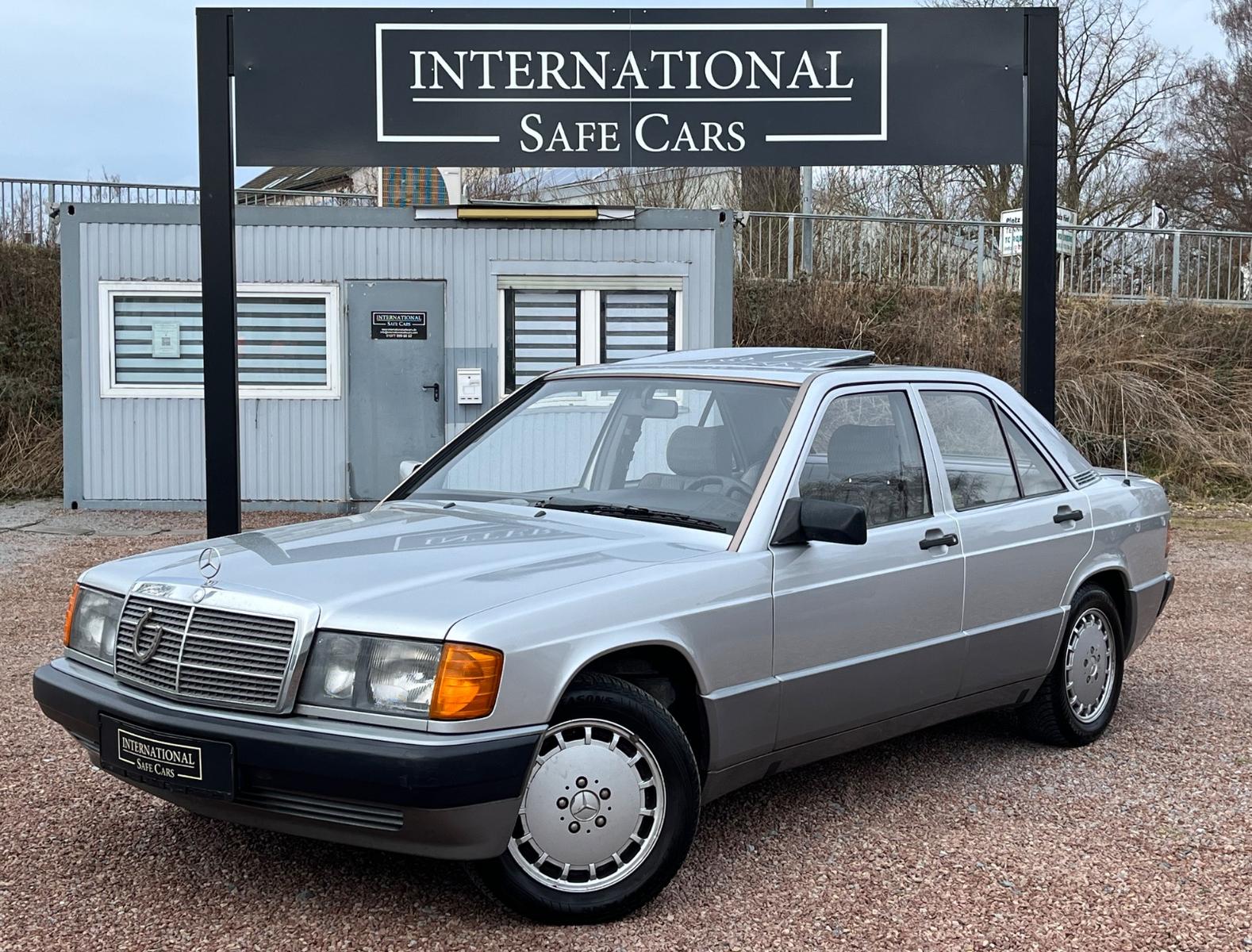 Mercedes-Benz 190 D 2.5 Automatik/H-Zulassung/TÜV neu/ASD/ABS