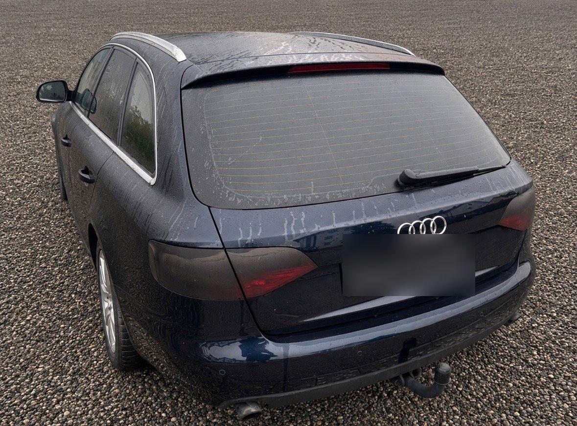 Audi A4 2006 — interior
