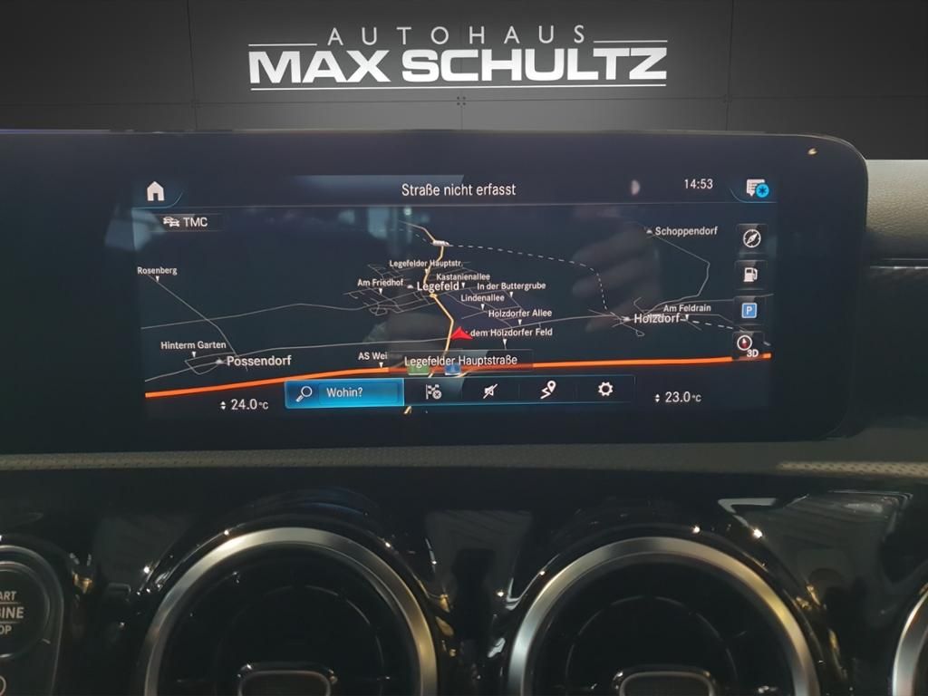 Fahrzeugabbildung Mercedes-Benz A 180 Kompaktlimousine Navi*PDC*SpurH*LED*360