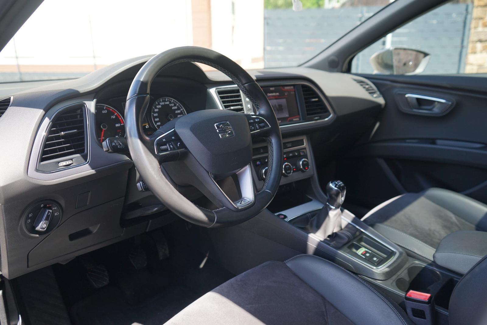 Seat Leon ST 1.4 TSI Xcellence LED Navi Panorama DAB