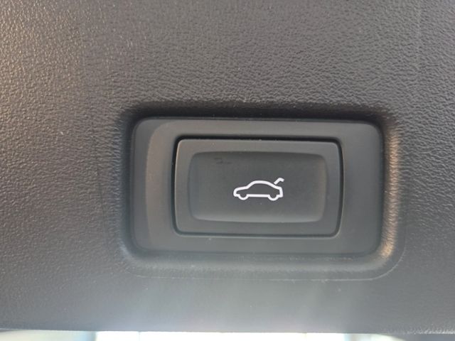 Q4 Sportback e-tron basis