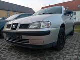 Seat 147500 km - Seat Cordoba SE mit Benzin-Antrieb