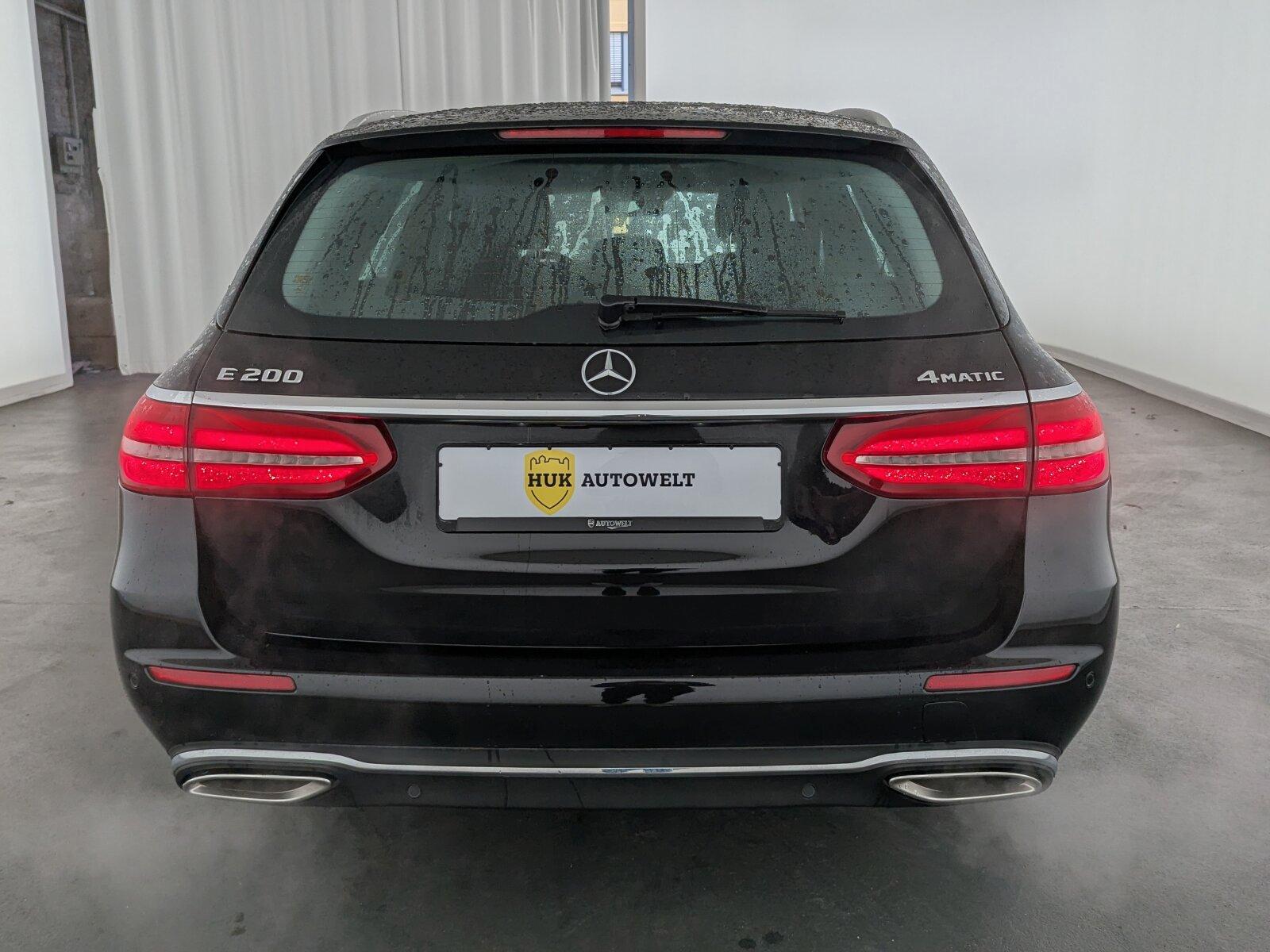 Mercedes-Benz E 200 T Exclusive 4Matic LED+NAVI+ACC+eSitz.