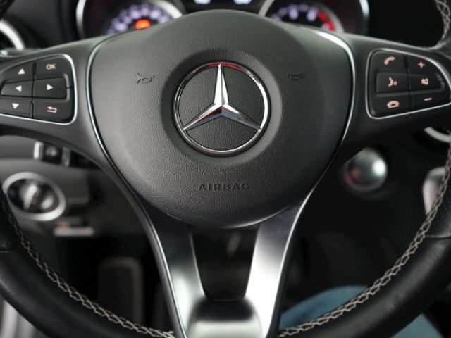 CLA 200 Shooting Brake URBAN STYLE EDITION DCT+N