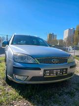 Ford Mandeo - Ford Mondeo aus 2004: Kombi