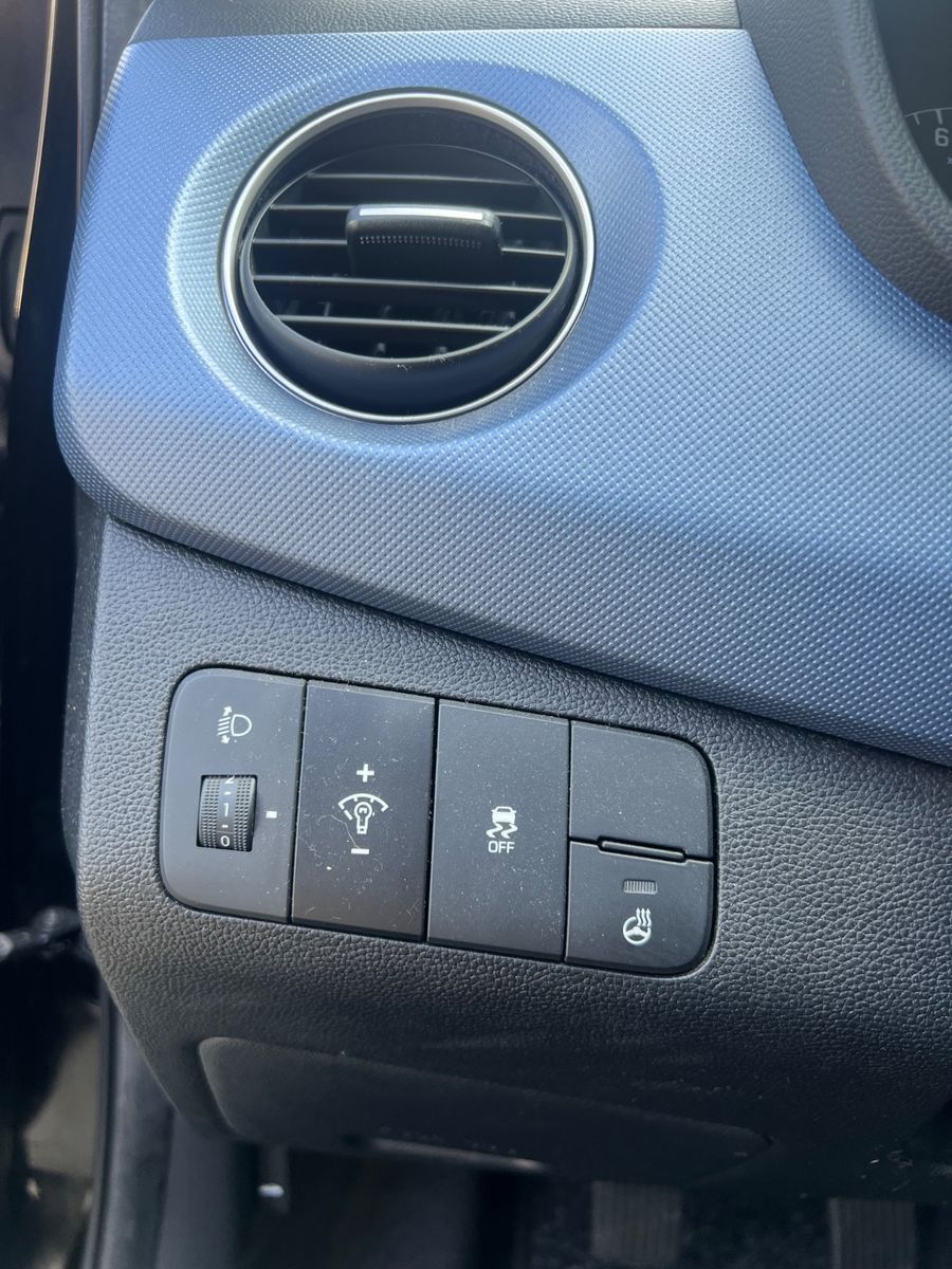 Fahrzeugabbildung Hyundai i10 FIFA World Cup Edition *1.HAND*