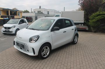SMART ForFour 60kW EQ*Aut*Klimaaut.*DAB*Sitzheizung