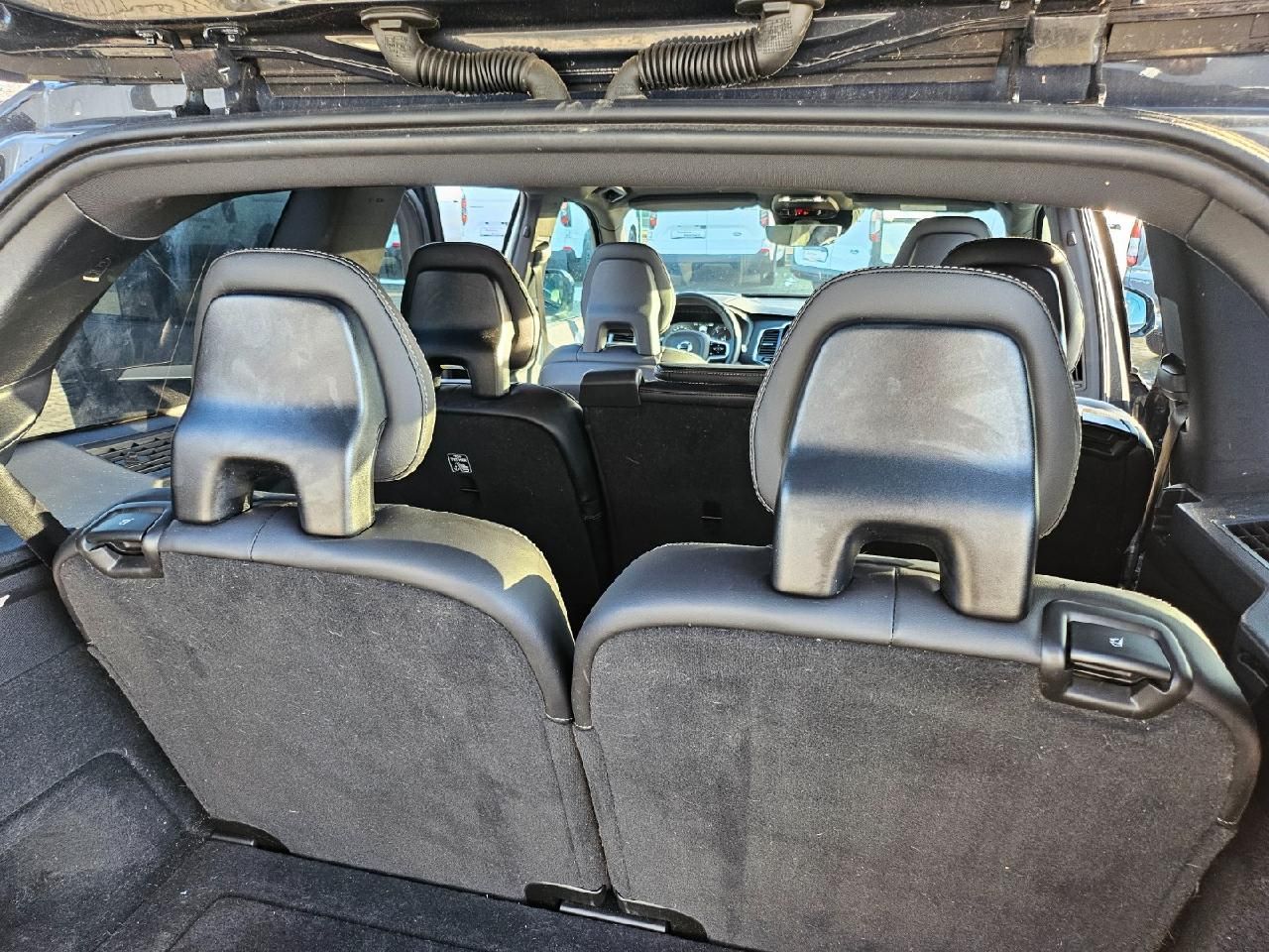Fahrzeugabbildung Volvo XC90 R Design AWD