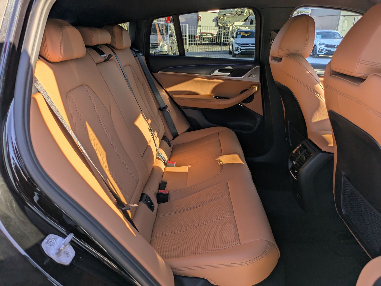 Fahrzeugabbildung BMW X4 xDrive 30 d M-Sport MATRIX*PANO*NAVI PRO*21"