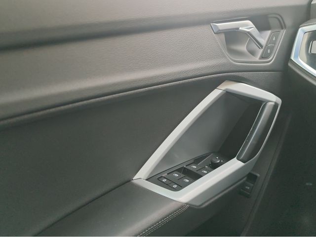 Q3 35 TFSI advanced S-tronic