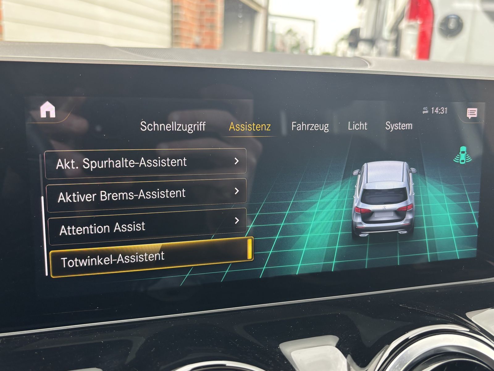 Mercedes-Benz B 200 AMG NAVI LEDER LED NIGHT PAKET SPURHALTE foto 12