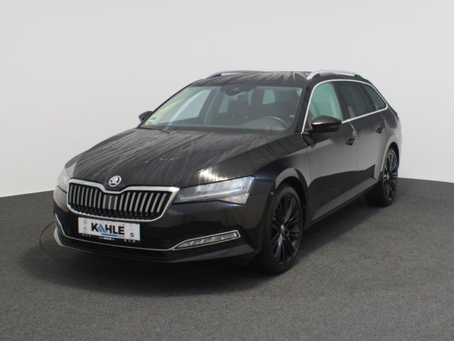 Skoda Superb Combi 2.0 TDI DSG Style Navi AHK Standhei