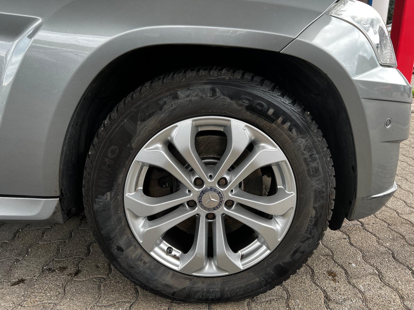 Mercedes-Benz GLK250 2012 — photo 22