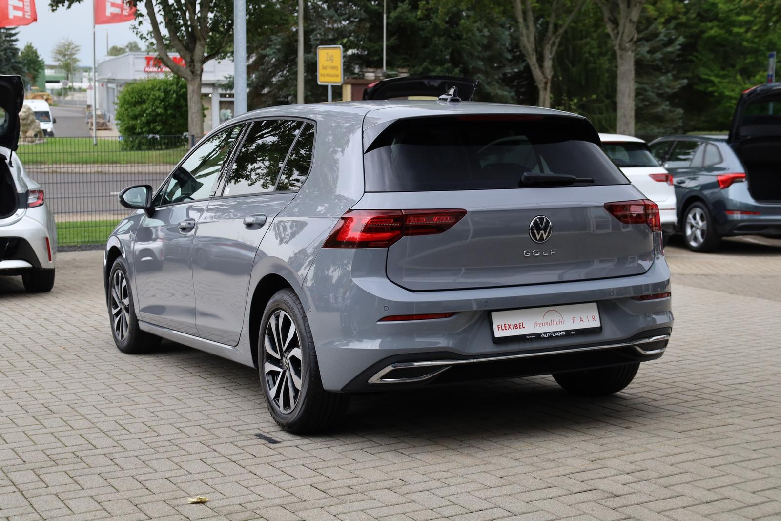 Volkswagen Golf VIII 1.5 TSI App Connect ACC DAB LED, миниатюра 4