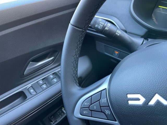 Fahrzeugabbildung Dacia Jogger 1.6 Hybrid 140 Extreme+ Autom. 7-Sitzer,