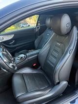 Mercedes-Benz E 53 AMG 4MATIC+ T Autom - blaue Mercedes-Benz E 53 AMG