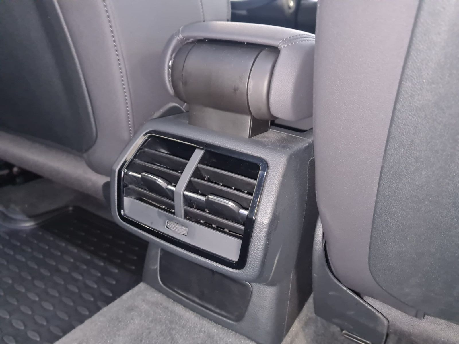 Fahrzeugabbildung Audi Q3 35 TDI / LED / VIRTUELL/LED/SCHECKHEFT