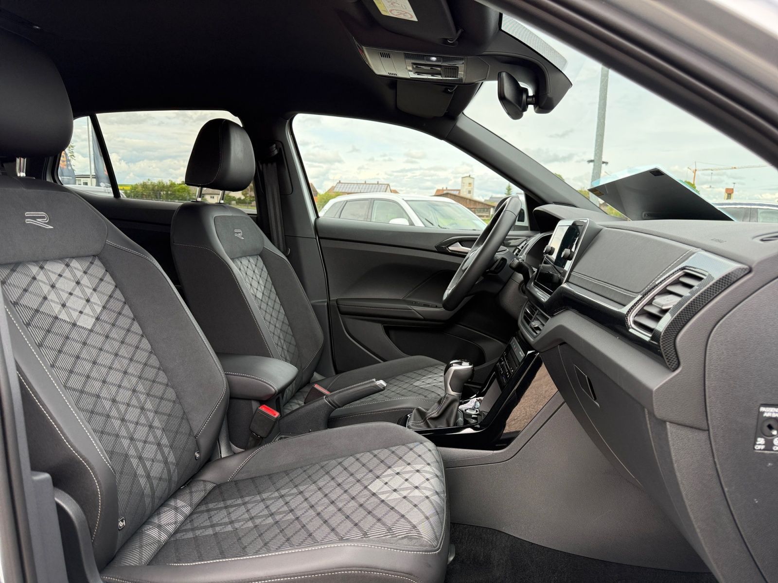 Volkswagen T-Cross - Bild 18
