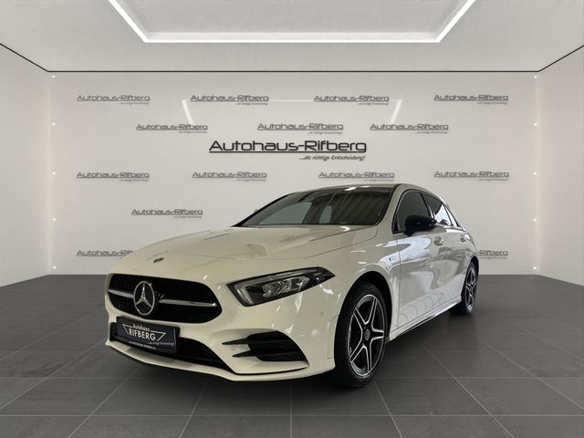 Mercedes-Benz A 250 e 8-G DCT AMG Edition 2020 Kamera/Burmeste