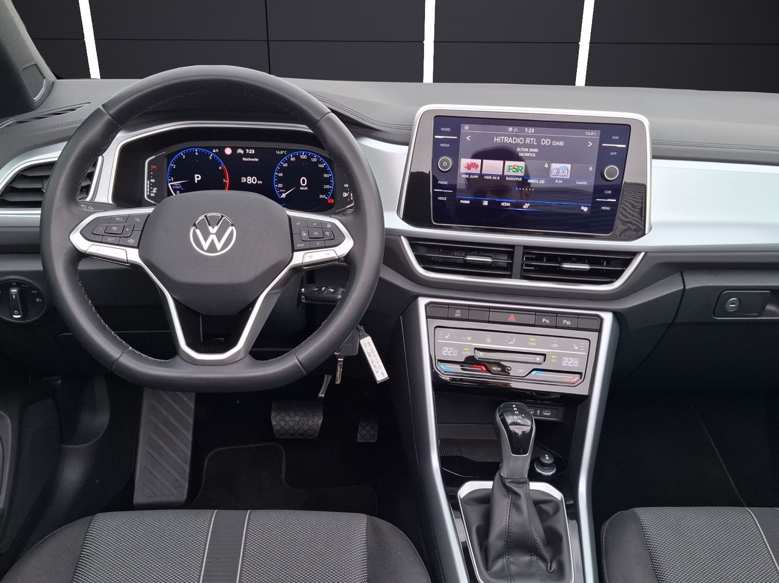 Fahrzeugabbildung Volkswagen T-Roc Cabriolet TSI Style DSG LEDplus Navi AID A