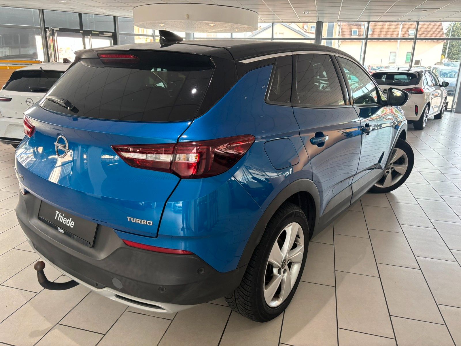 Fahrzeugabbildung Opel Grandland (X) 1.2 INNOV. AHK/NAVI/SHZ/KAMERA/AFL