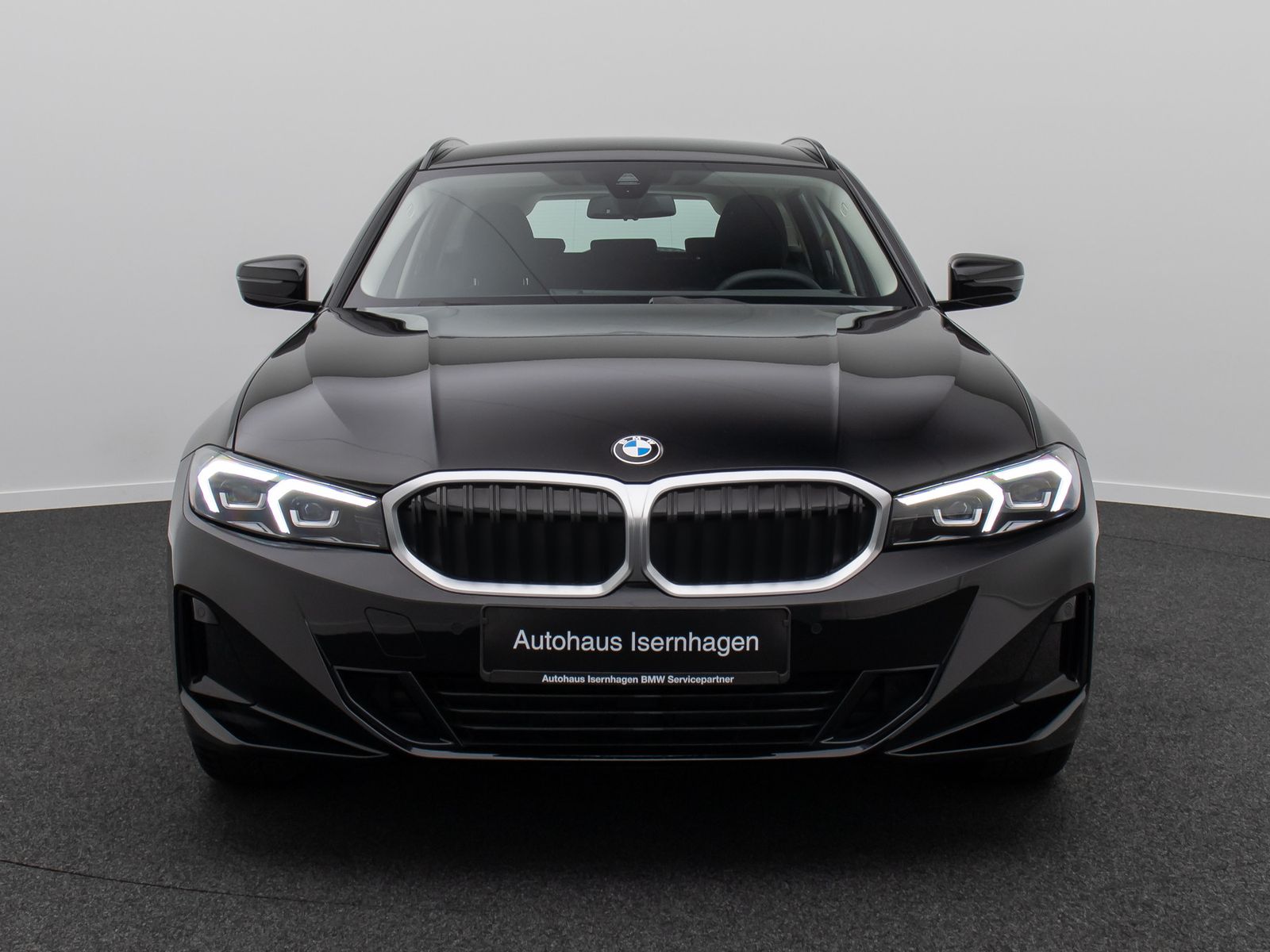Fahrzeugabbildung BMW 318i Widscreen DAB Alarm Kamera CockpitPlus