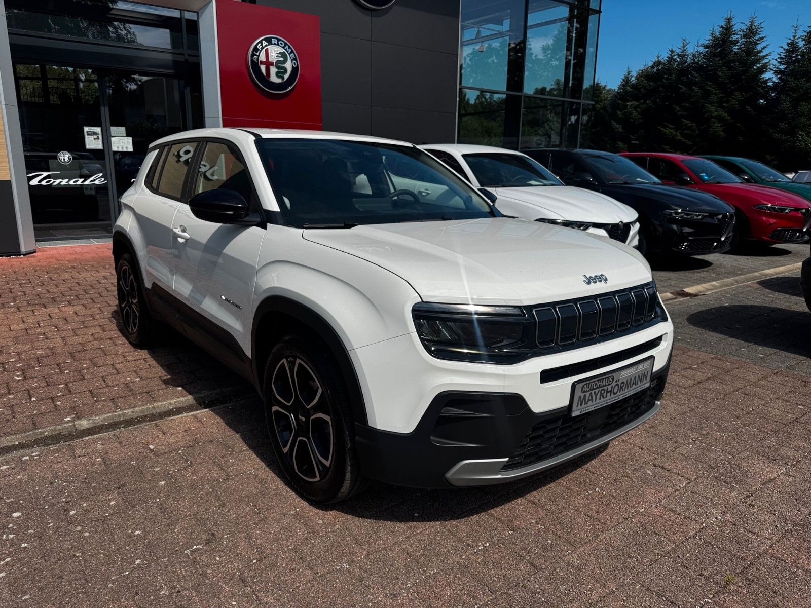 Fahrzeugabbildung Jeep Avenger 1.2 Altitude Navi Kamera El. Heckklappe