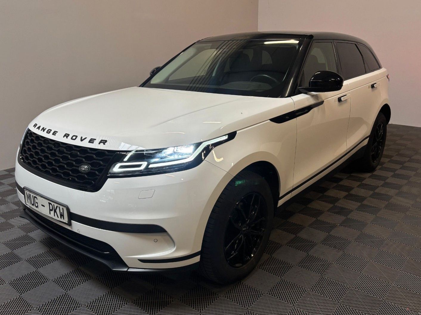 Land Rover Range Rover Velar S 2.0