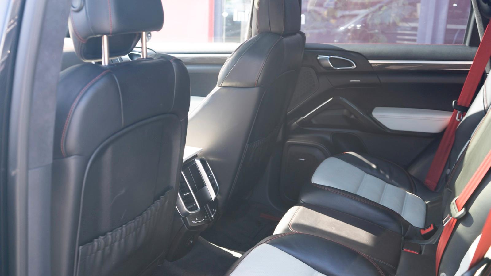 Porsche Cayenne Turbo S 21" Panorama PCCB