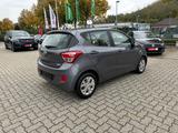 Hyundai i10 1.2 64kW Klima Sitzheizung Tempomat TÜV NEU - gebrauchte Hyundai i10 aus dem Jahr 2015