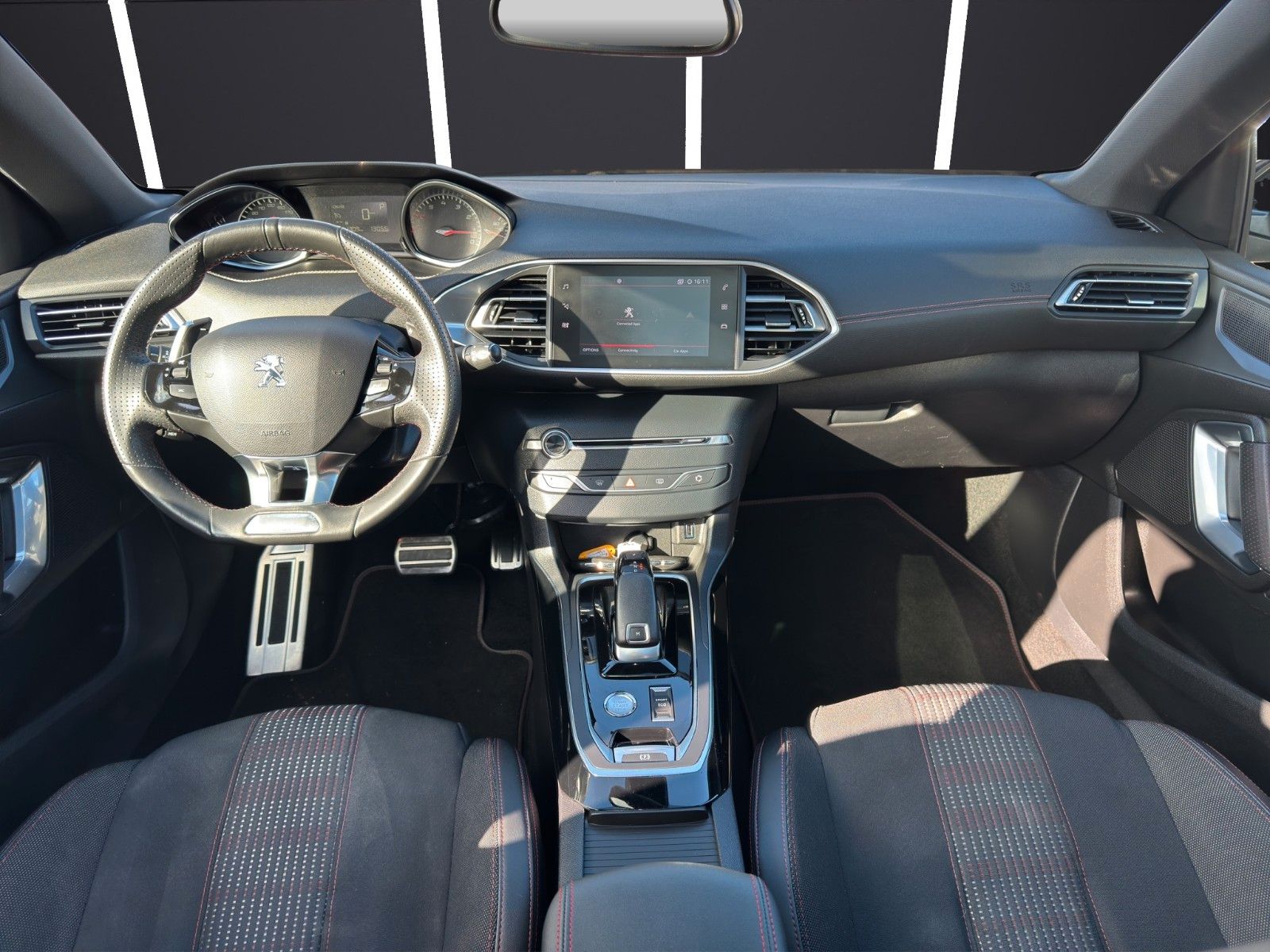 Fahrzeugabbildung Peugeot 308 Allure*GT-Line*Rkü*Keyless*Pano*Navi*Mirrorl