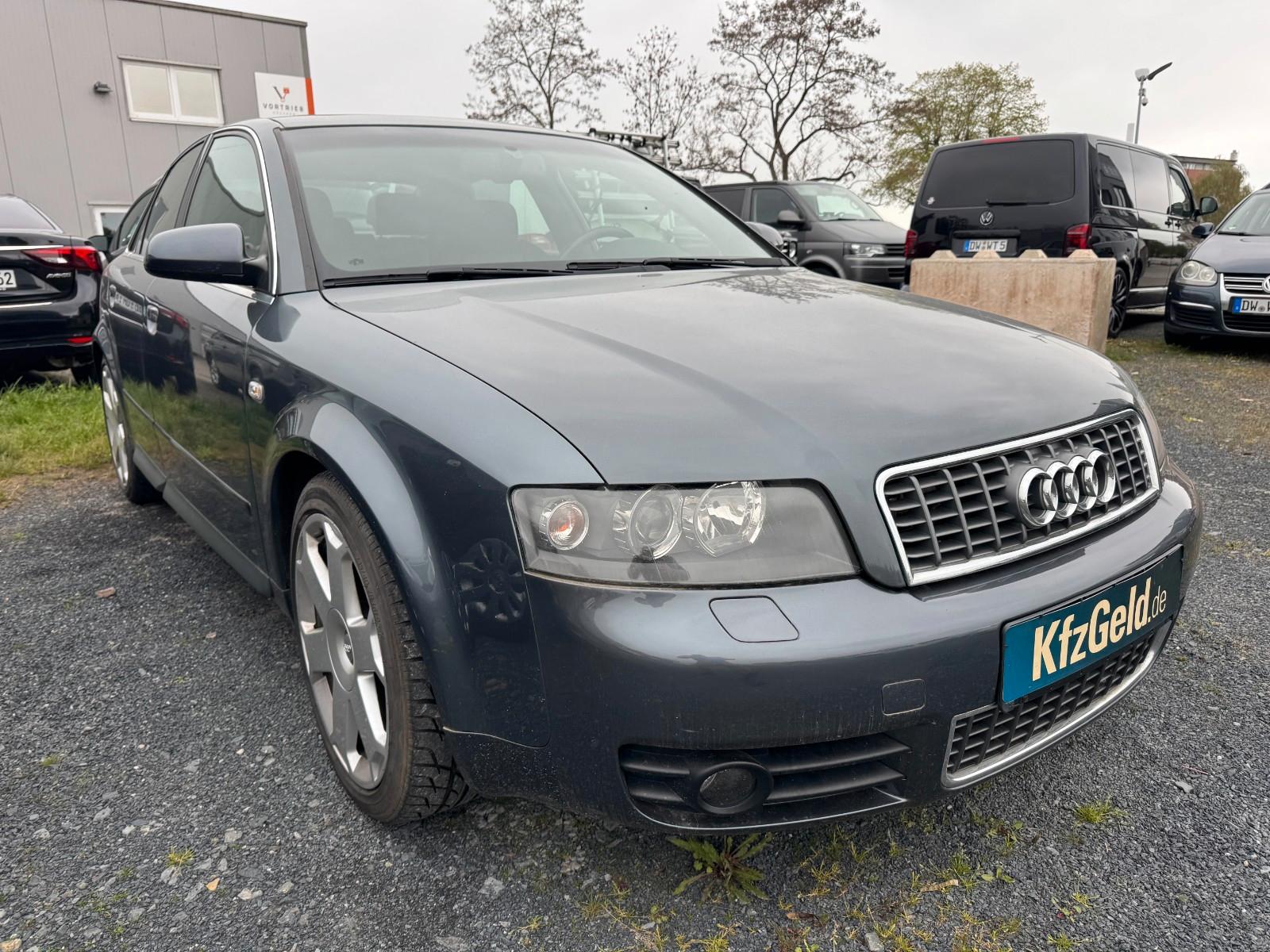 Audi S4 4.2 quattro, Xenon, Navi, ORIGINAL