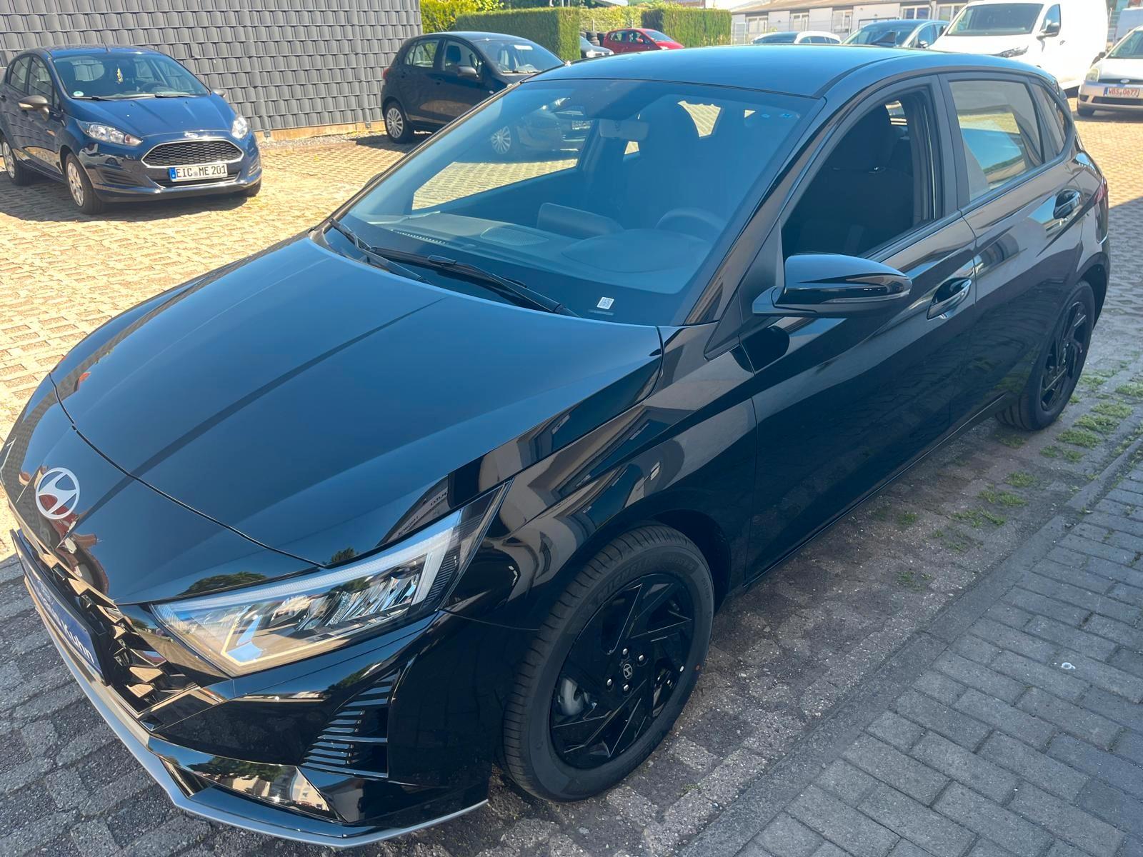 Hyundai i20, 5J.Garantie,Winterp.Kamer,Aluf.Bi-LED,NAVI,