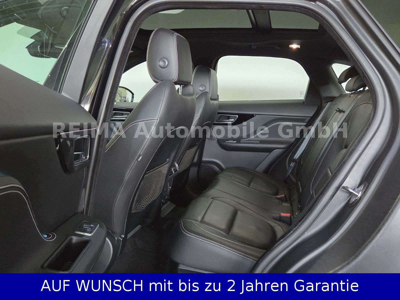 Fahrzeugabbildung Jaguar F-PACE R-Sport AWD, Pano, Meridian,