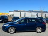 Ford Focus Turnier 1,6i - Ford Focus aus 2011: 1.6