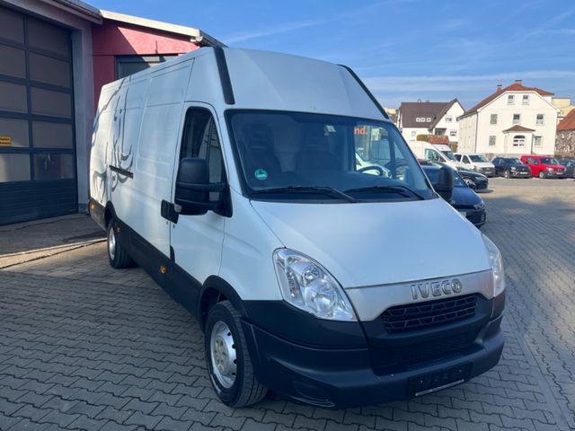 Iveco Daily 35S13 2 Schlafplätze Motorradrampe Klima