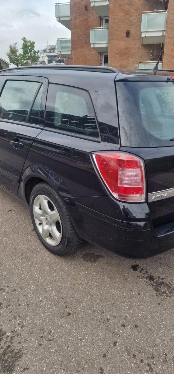 Opel Astra 2007 — двигун 105 HP (77kW)