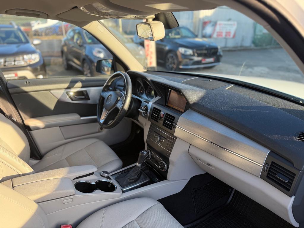 Mercedes-Benz GLK 320