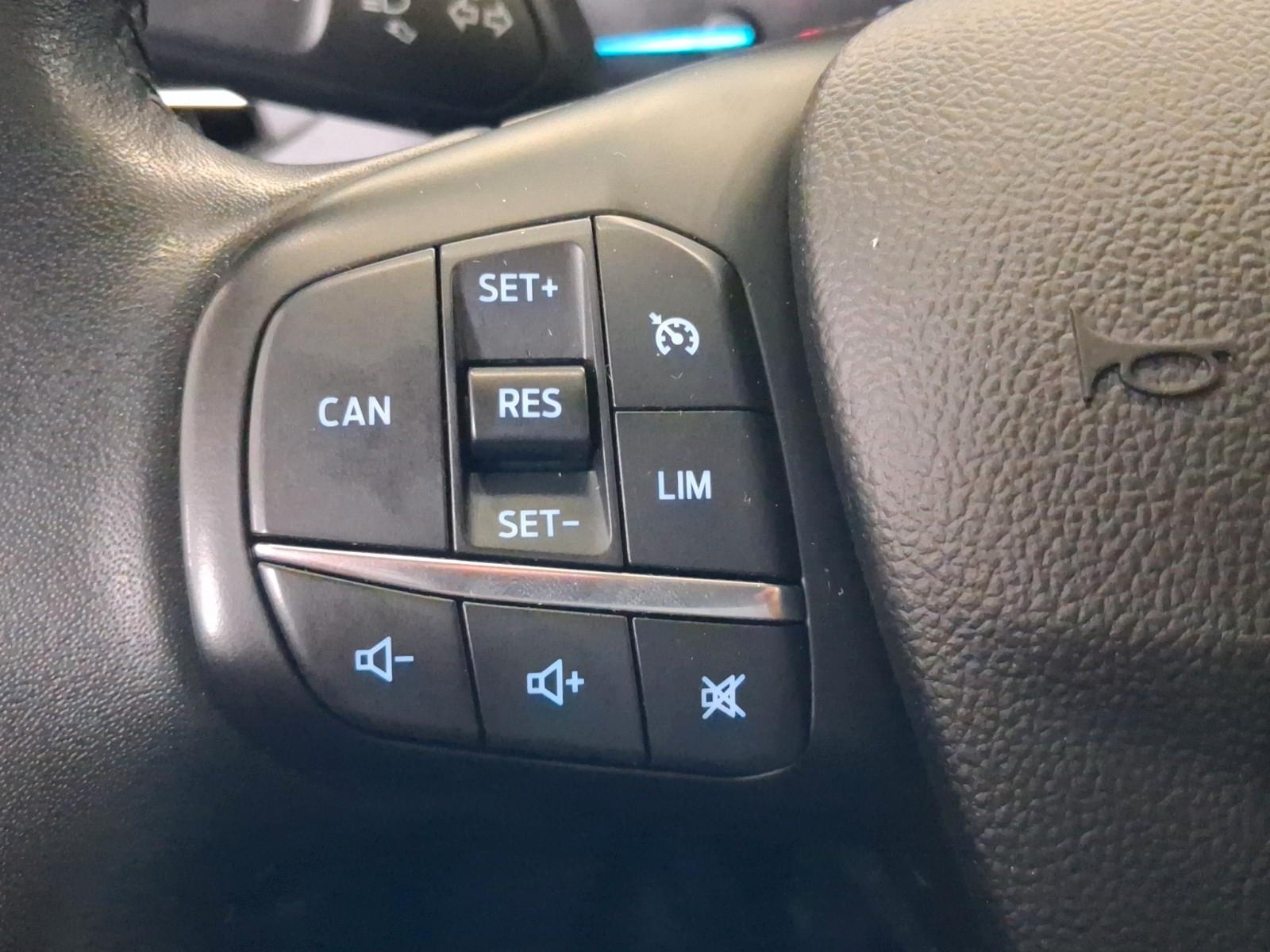 Ford Focus Turnier 2.0 Titanium,Navi,LED,Tempo,Kamera