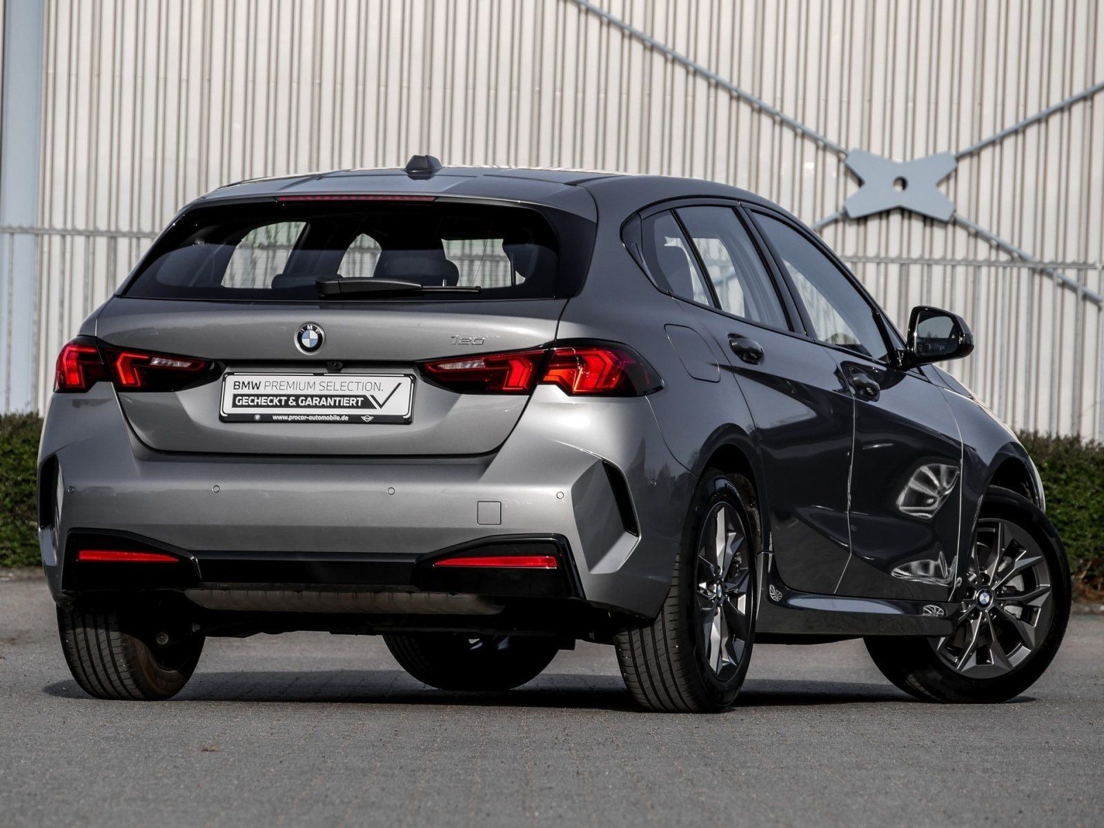 BMW 120 - Bild 2