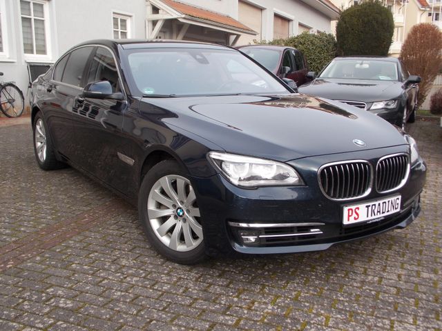 BMW 750i xDrive MEGA VOLL !! Scheckeft !! 2 Hand !!