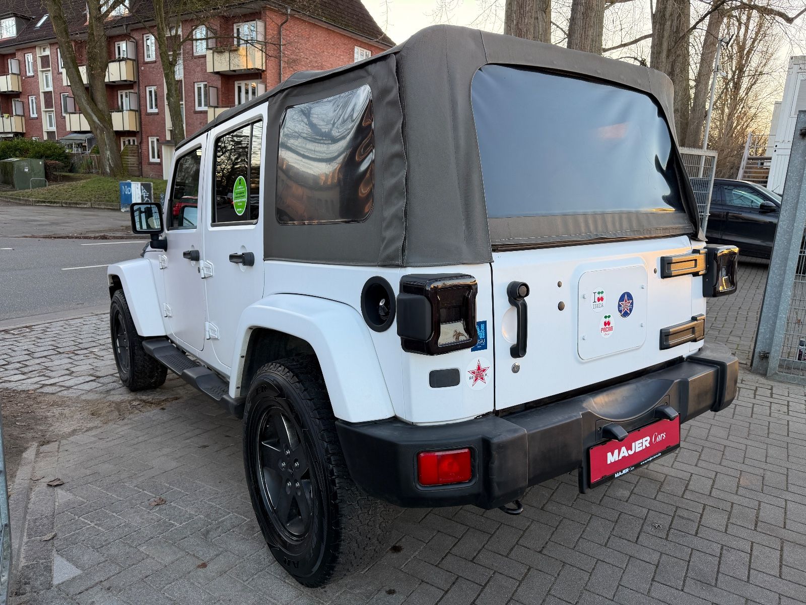 Fahrzeugabbildung Jeep Wrangler Unlimited Sahara*LED*AUTOMATIK*BT*ALLWE