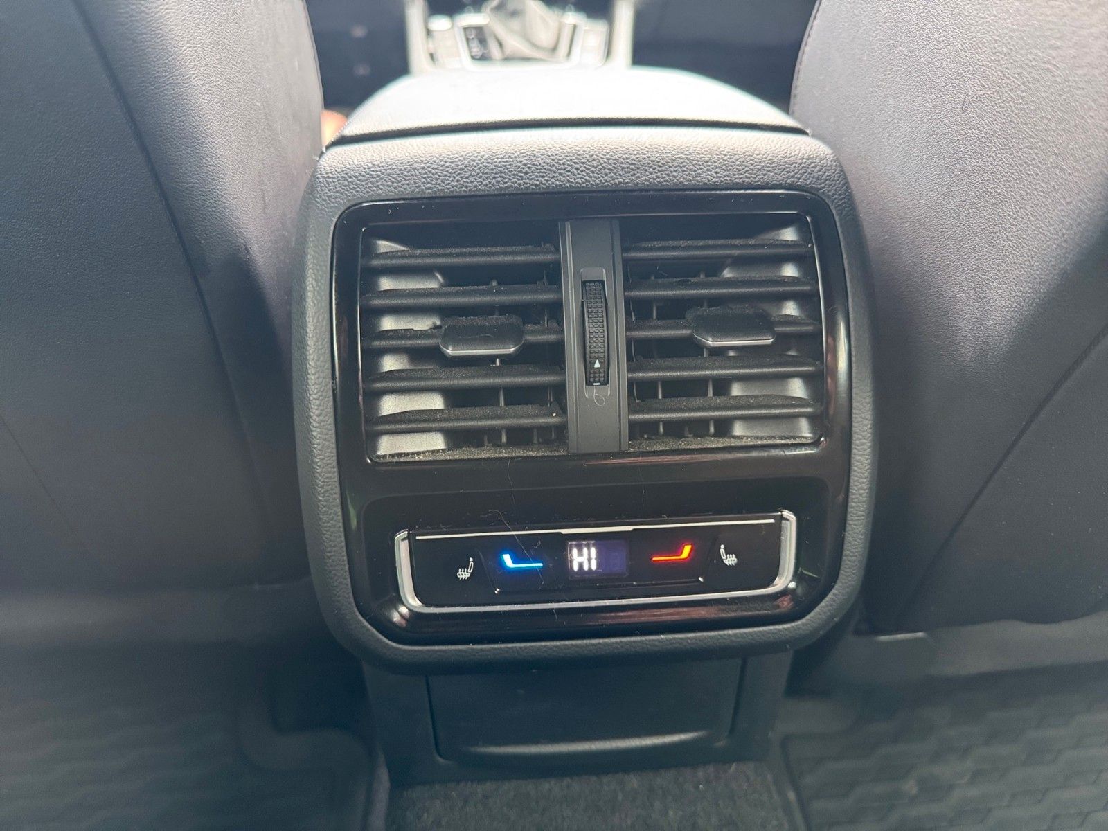 Fahrzeugabbildung Volkswagen Arteon Shooting Brake Elegance 2.0 TDI