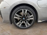 BMW 750 - Vorschau Bild 2